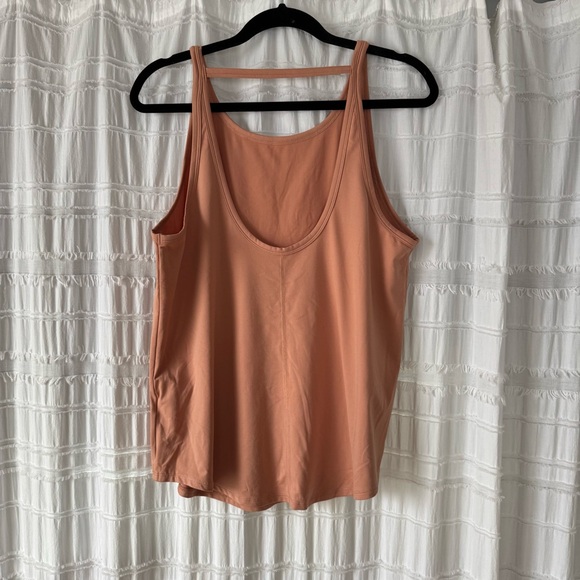 Nike Dri-Fit Tank Top - Picture 2 of 4